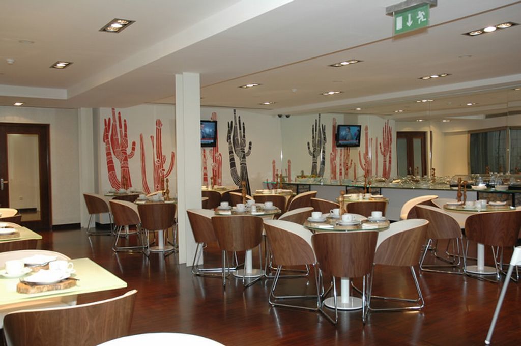 Porto Trindade Hotel Ресторан фото